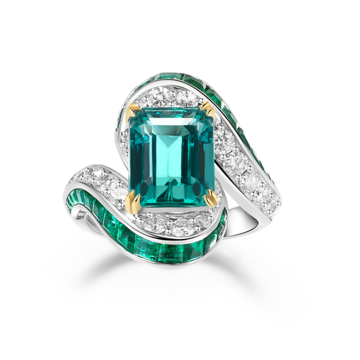 EMERALD DIAMOND RING