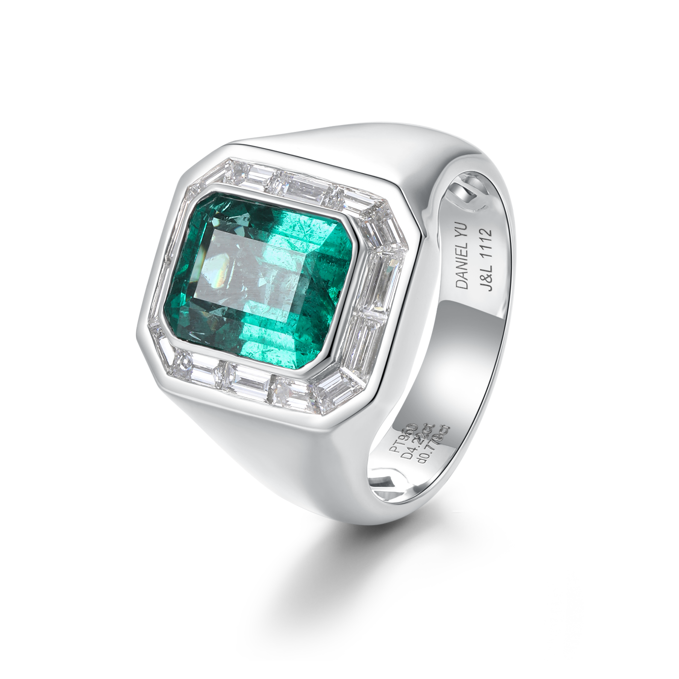 3.88CT Emerald Ring