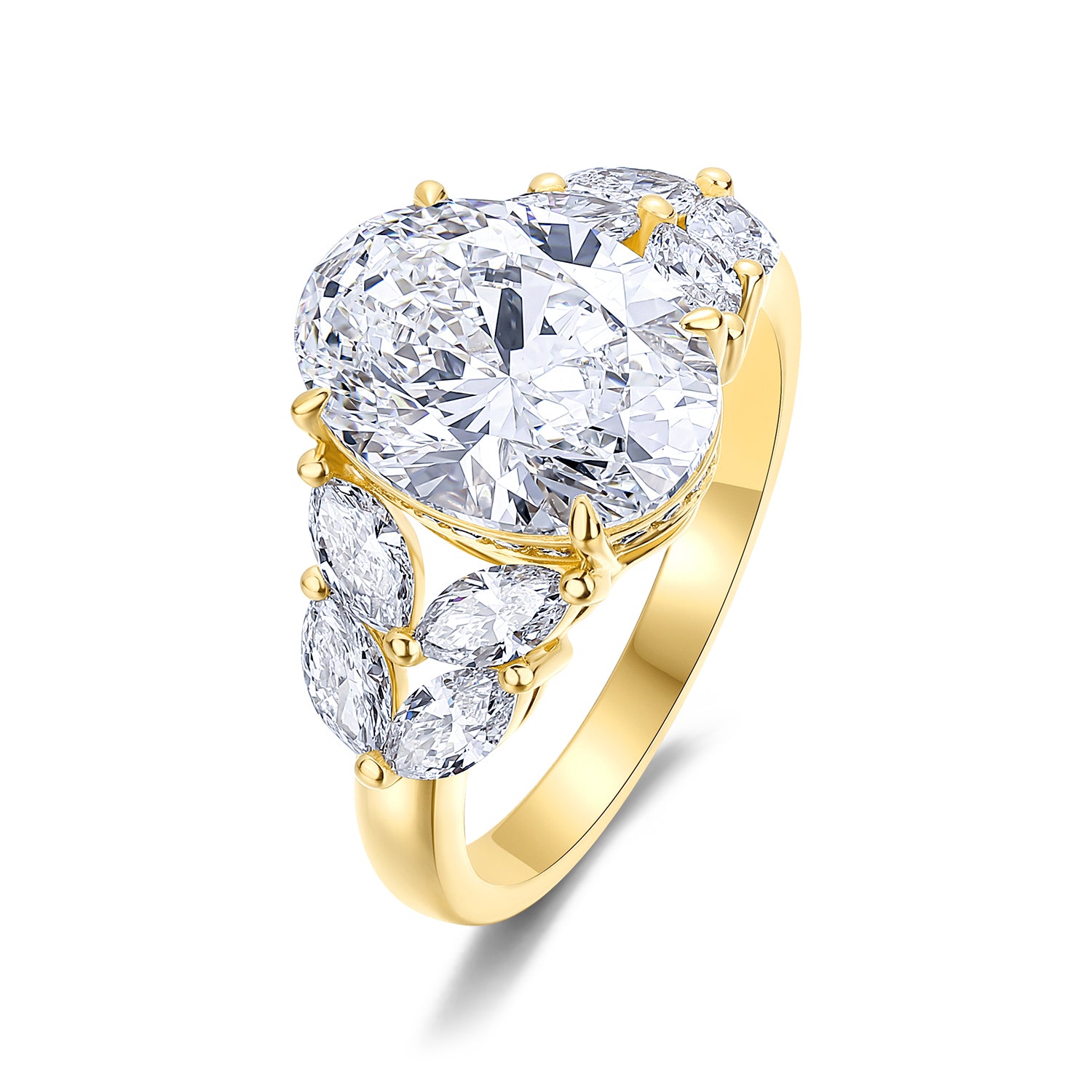 CLUSTER OVAL DIAMOND RING