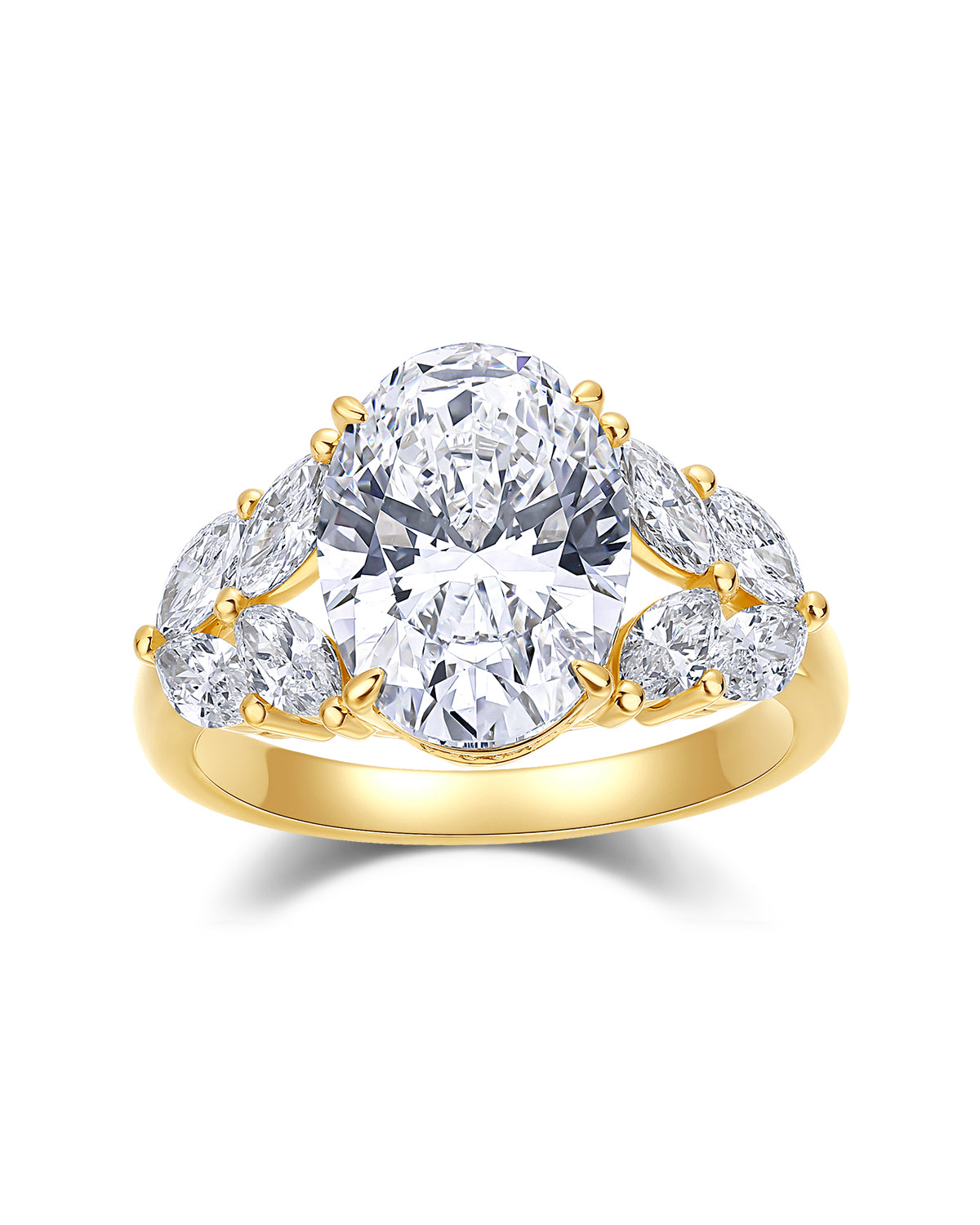 CLUSTER OVAL DIAMOND RING