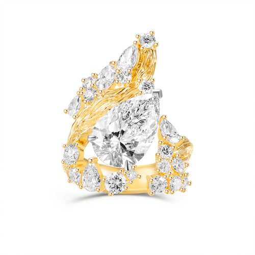 ARTIST'S PEAR DIAMOND RING